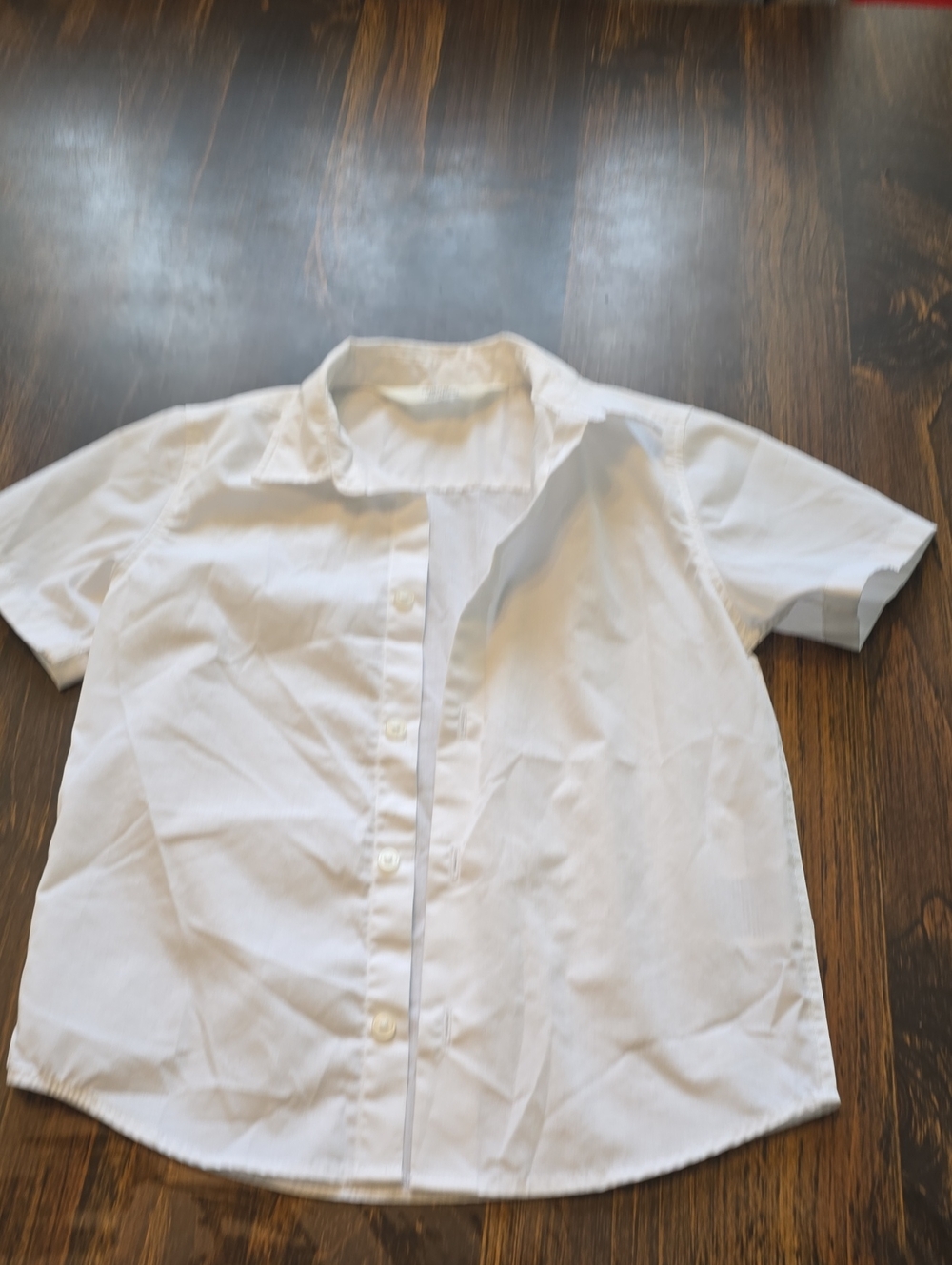 H&M White Short Sleeve Button-Down Shirt
